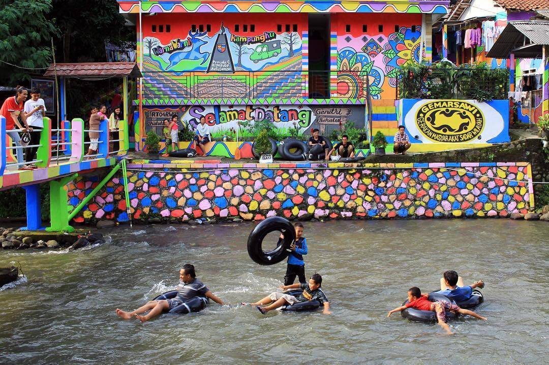 Kampung warna warni Bogor