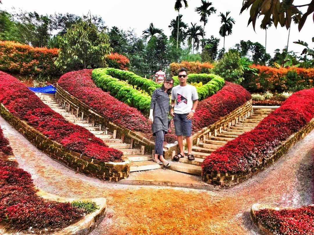 Wisata Taman Favorit Di Sumatra Utara The Le Hu Garden Medan