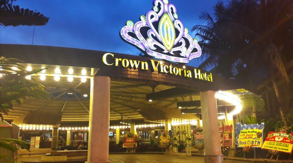 hotel crown tulungagung