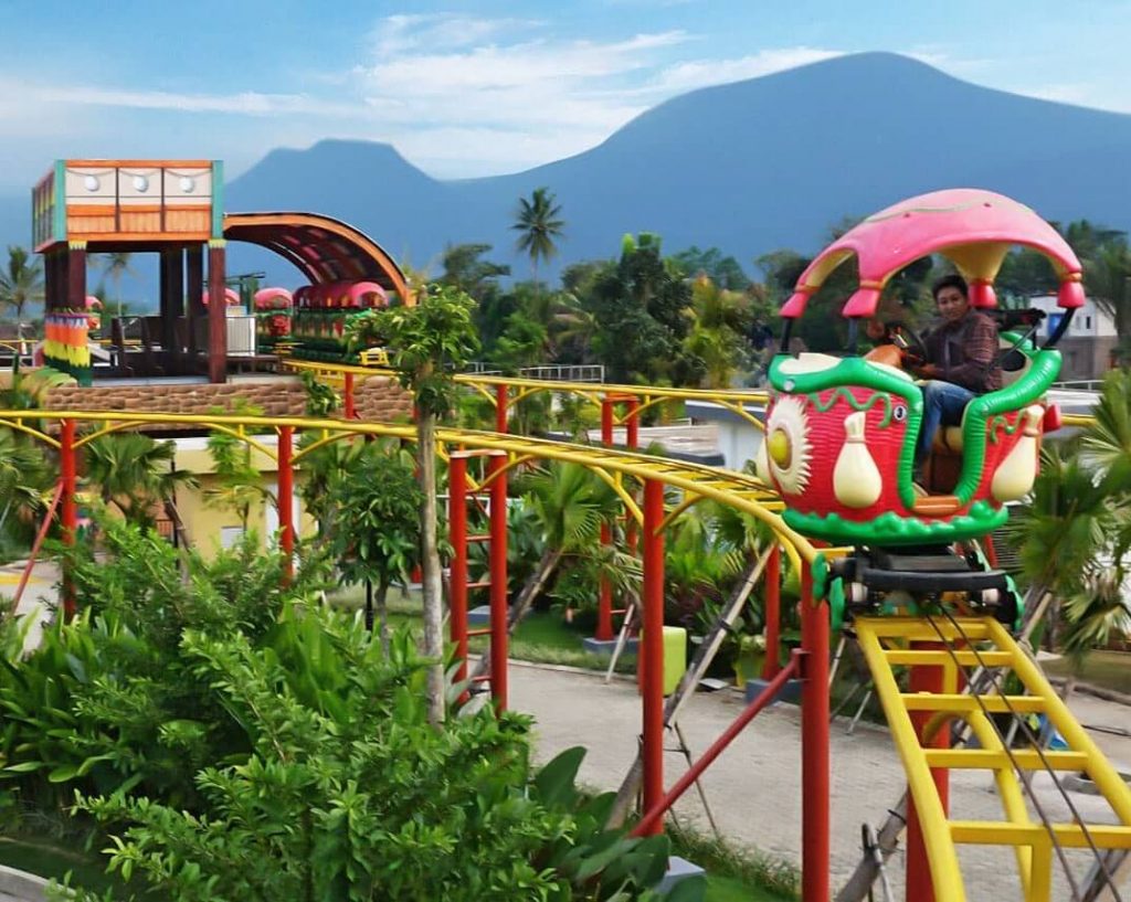 Foto, Lokasi Dan Harga Tiket Masuk Saloka Theme Park Semarang