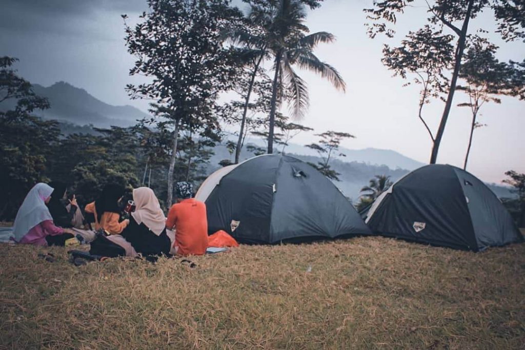 camping Bukit Waruwangi